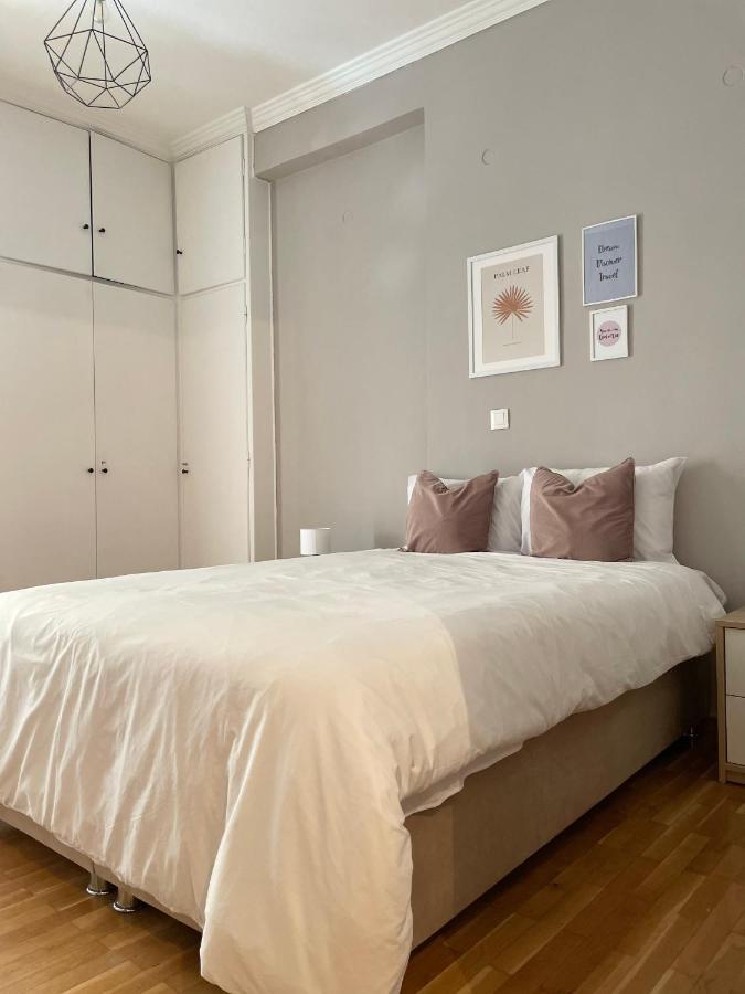 Vivian Modern Apartment Афіни Екстер'єр фото